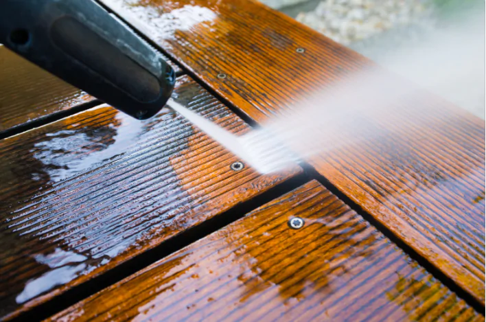 Cleaning And Seal Deck